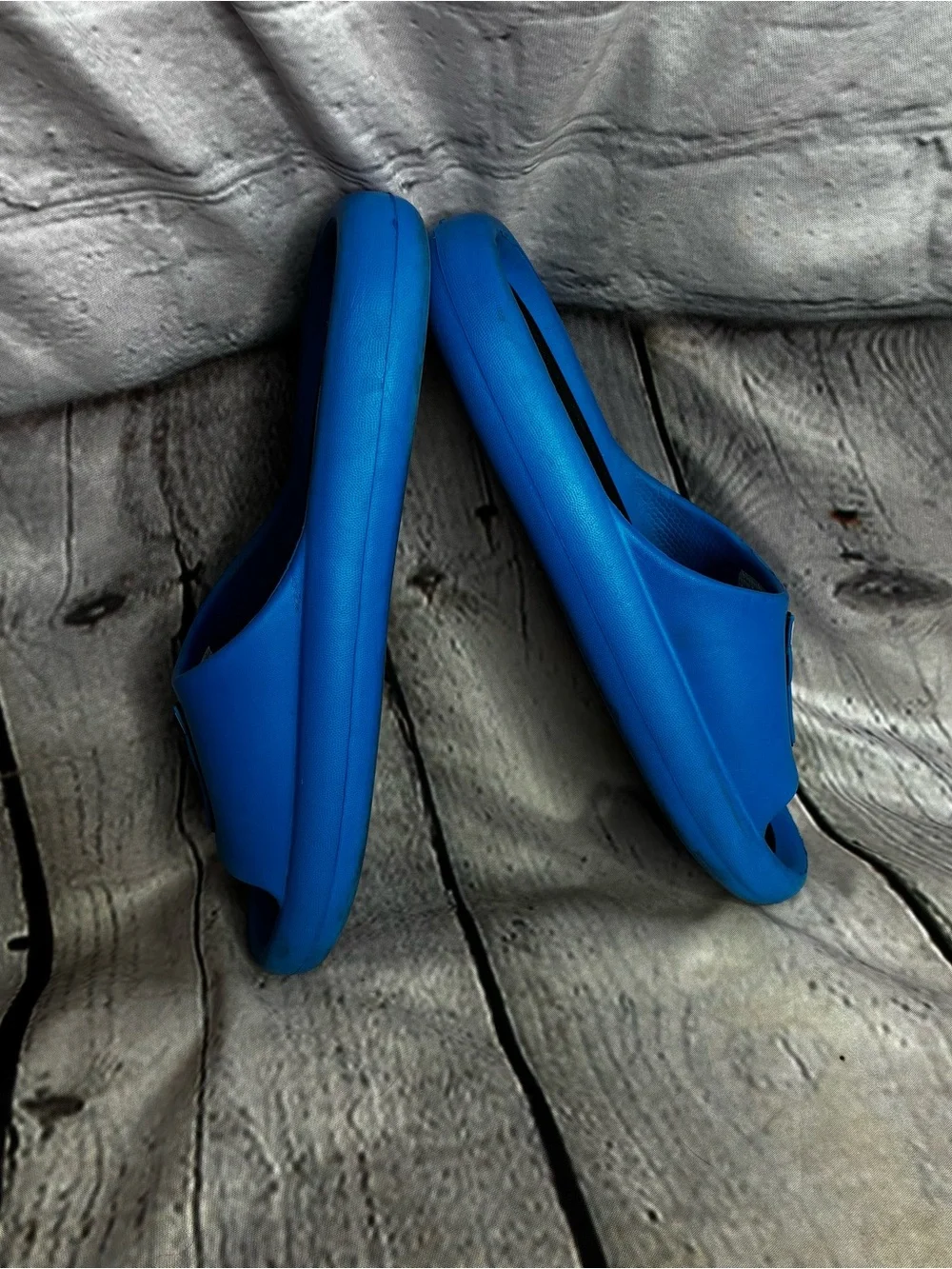 5/$20 Sonic The Hedgehog Slides Sega Blue Ground Up Sandal Youth Boys Size 2-3